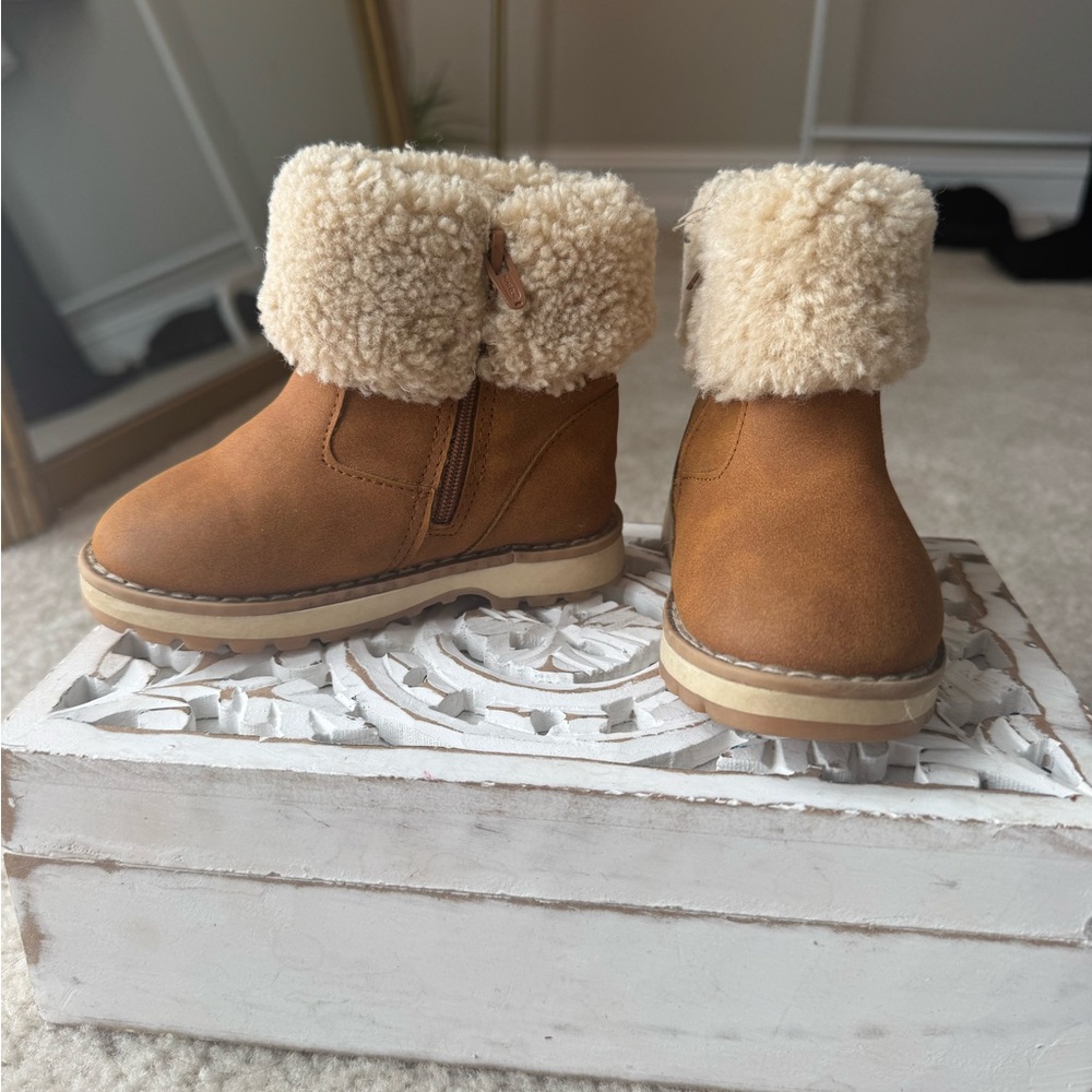 Zara Cozy Tan Shearling-Lined Boots for Kids